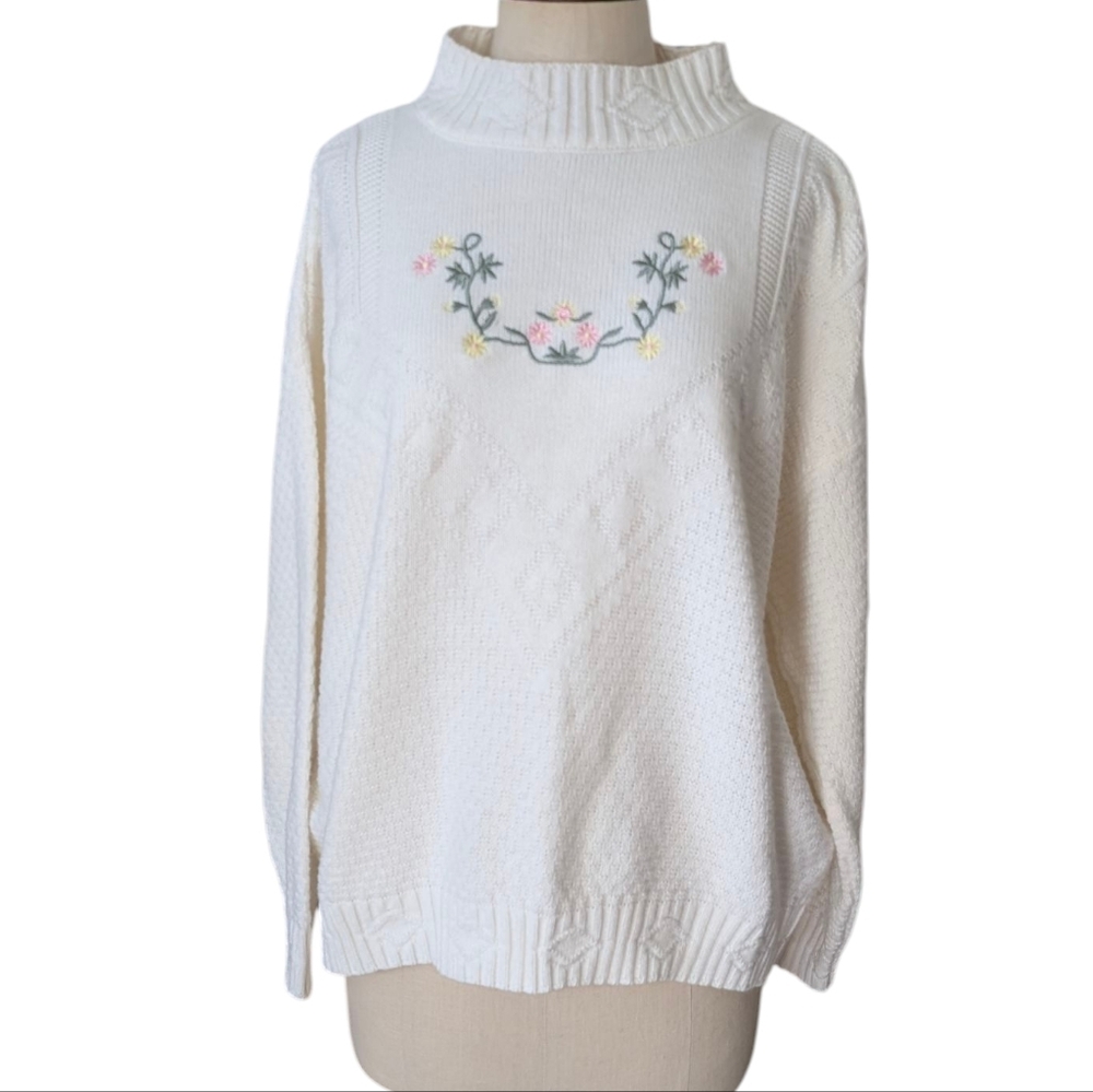 Vintage floral embroidered, oversized, mix knit sweater. XL. Wokable Seperates